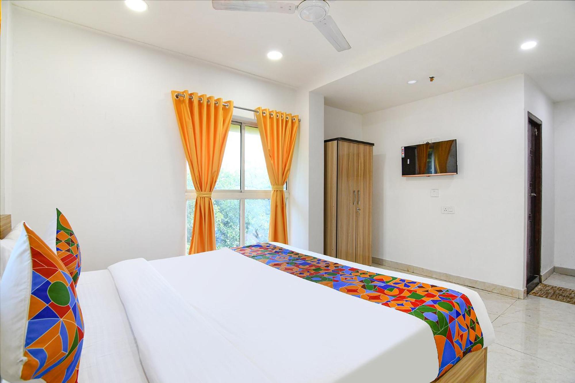 Fabhotel Grand Hazra Inn - Nr Ballygunge Station Колката Екстер'єр фото