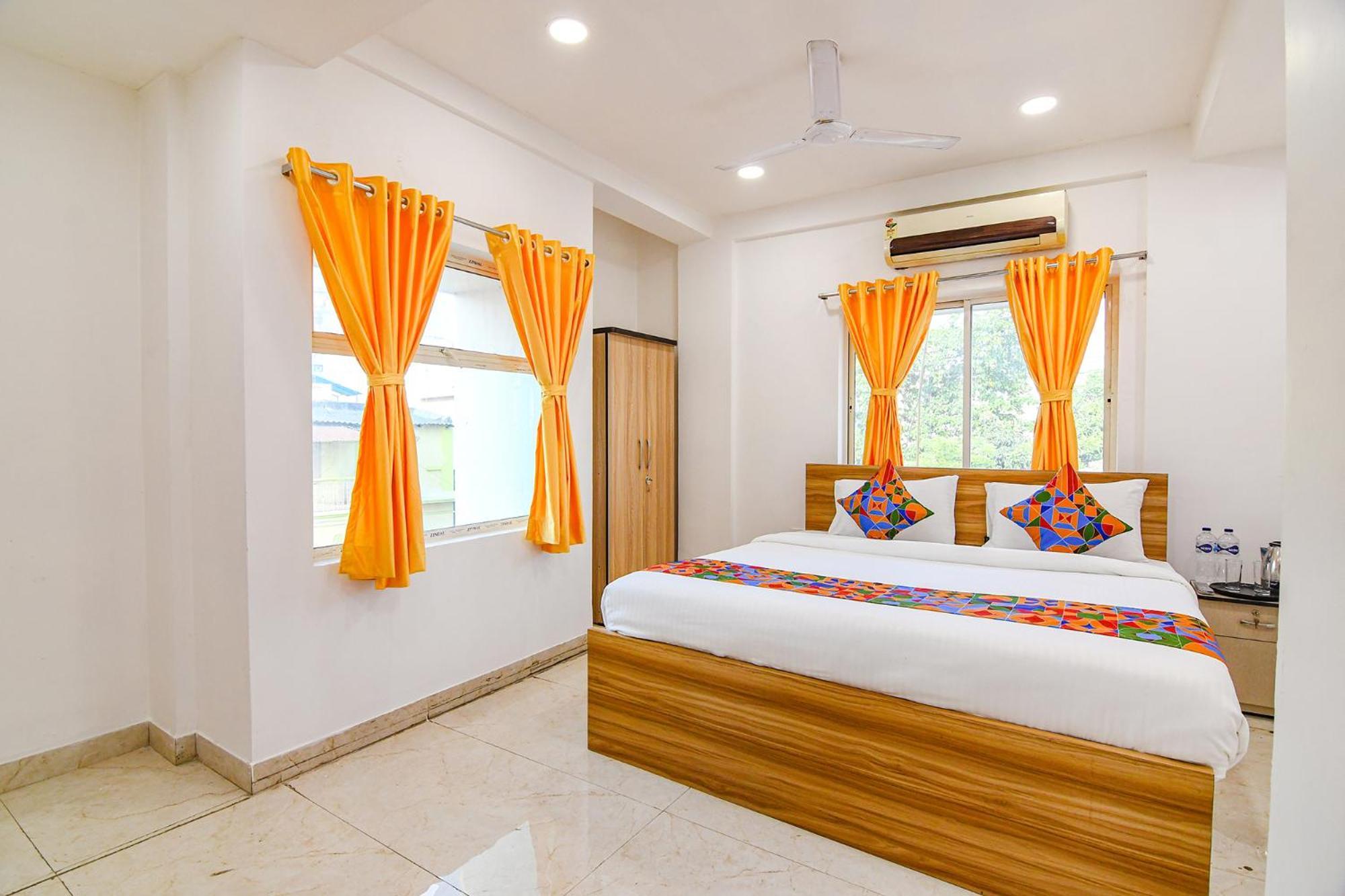 Fabhotel Grand Hazra Inn - Nr Ballygunge Station Колката Екстер'єр фото